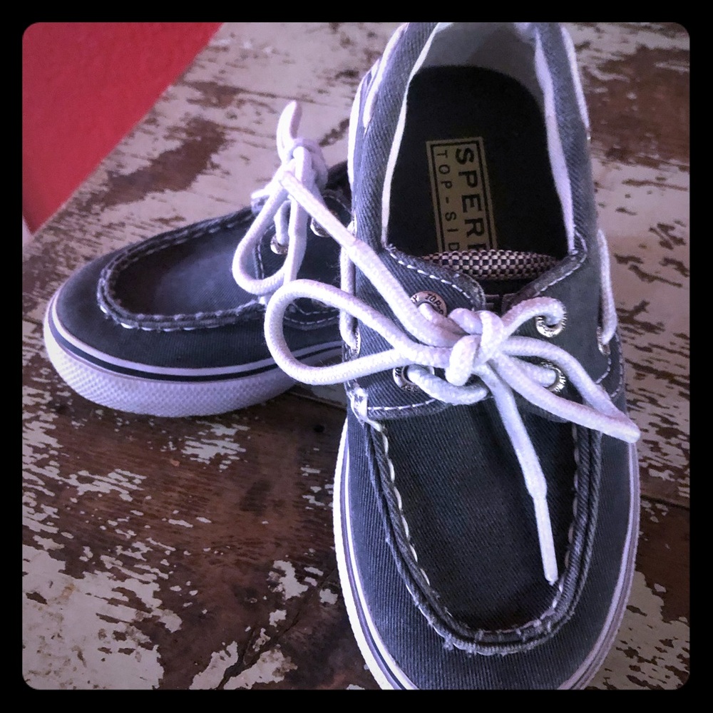 SPERRY BOYS CANVAS DENIM BOAT SHOE SIZE 9 LIKE NEW
